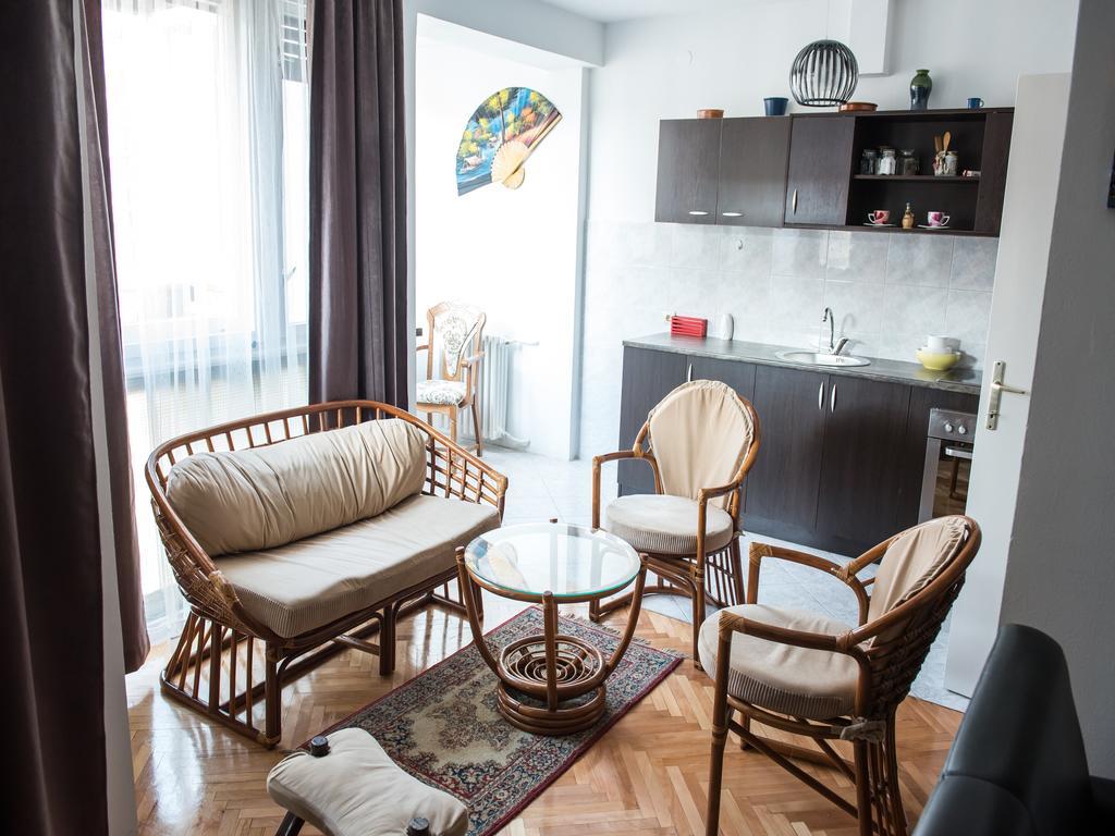 Apartment Marshall Resavska Belgrád Szoba fotó